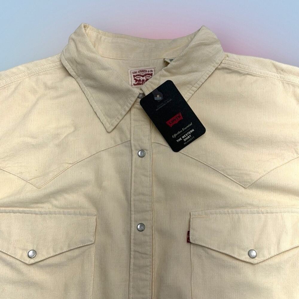 LEVI’s Women’s 3X Cream Corduroy Long Sleeve WESTERN SHIRT